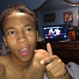 Meet your Posher, Elijah